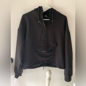 Black active hoodie